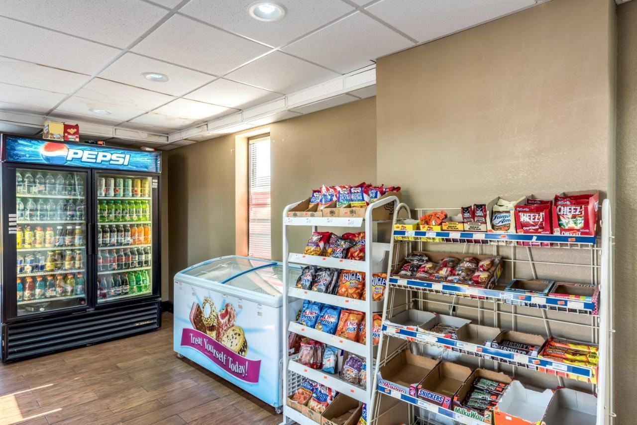 Red Roof Inn & Suites Pigeon Forge Parkway Ngoại thất bức ảnh