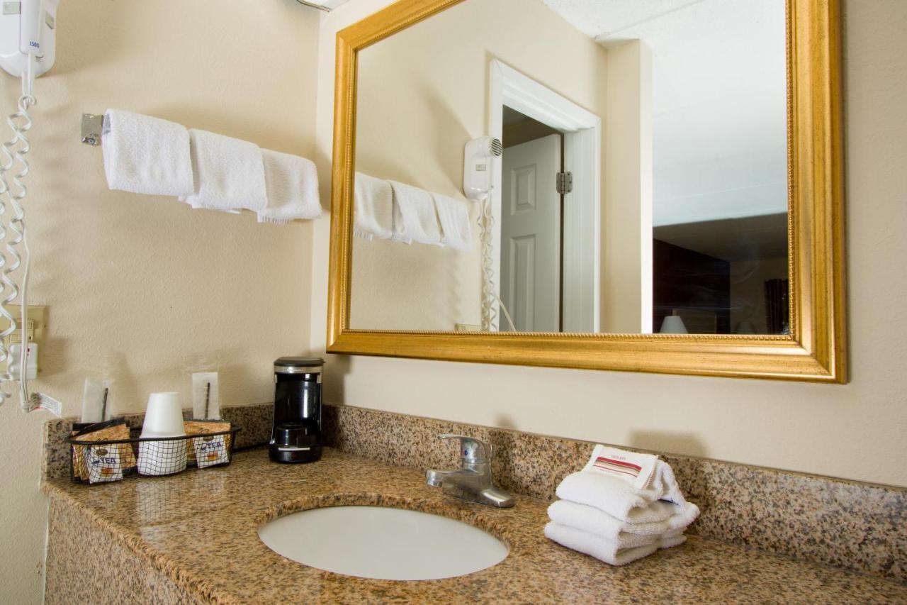 Red Roof Inn & Suites Pigeon Forge Parkway Ngoại thất bức ảnh