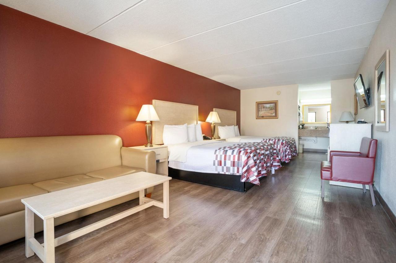 Red Roof Inn & Suites Pigeon Forge Parkway Ngoại thất bức ảnh