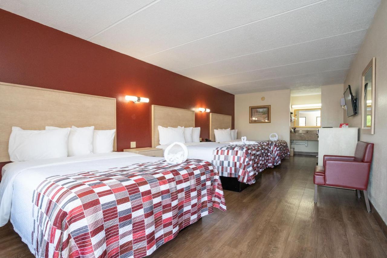 Red Roof Inn & Suites Pigeon Forge Parkway Ngoại thất bức ảnh